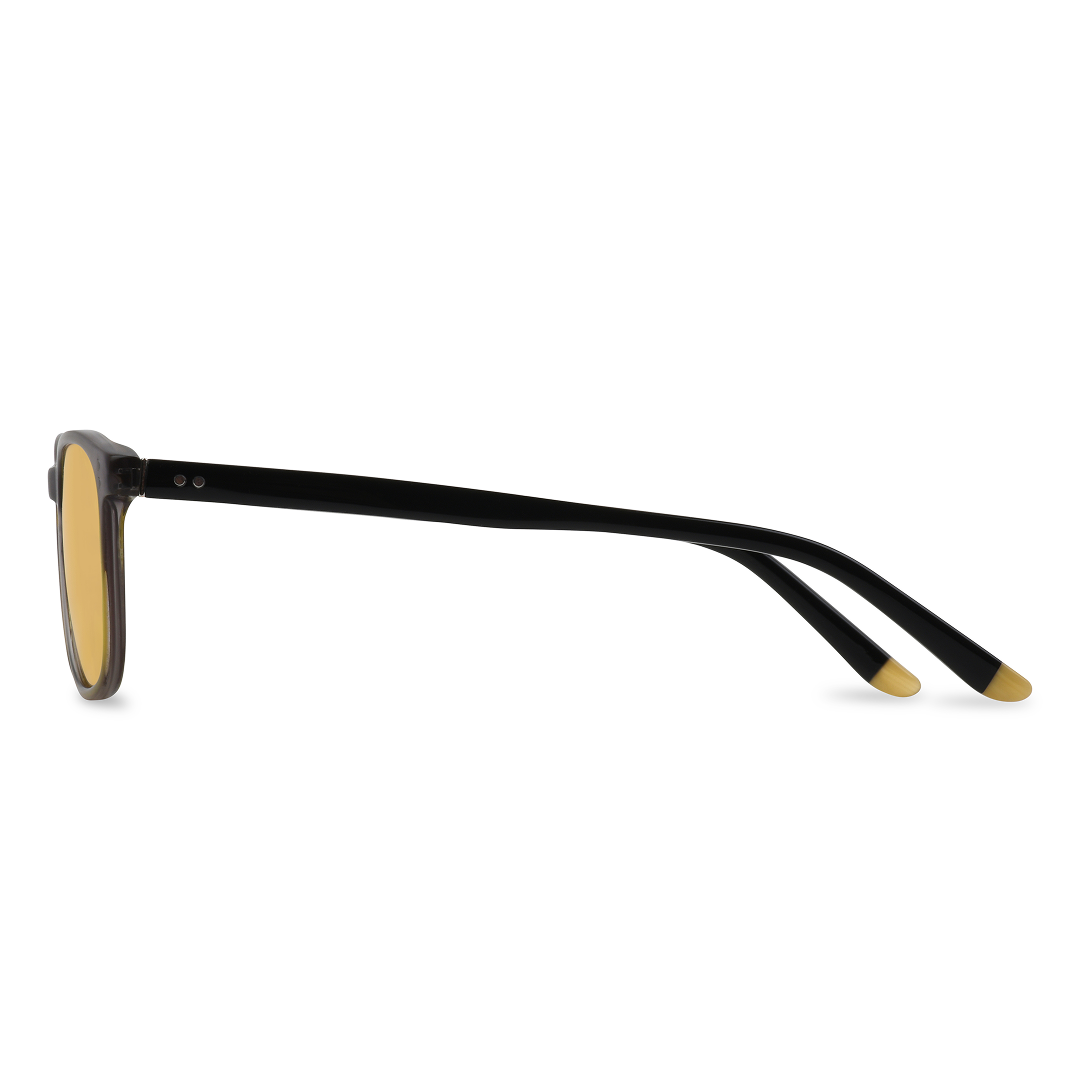 Theo Shade (Day)